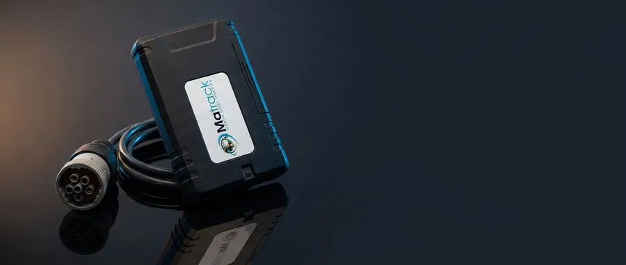 Matrack ELD device with cable